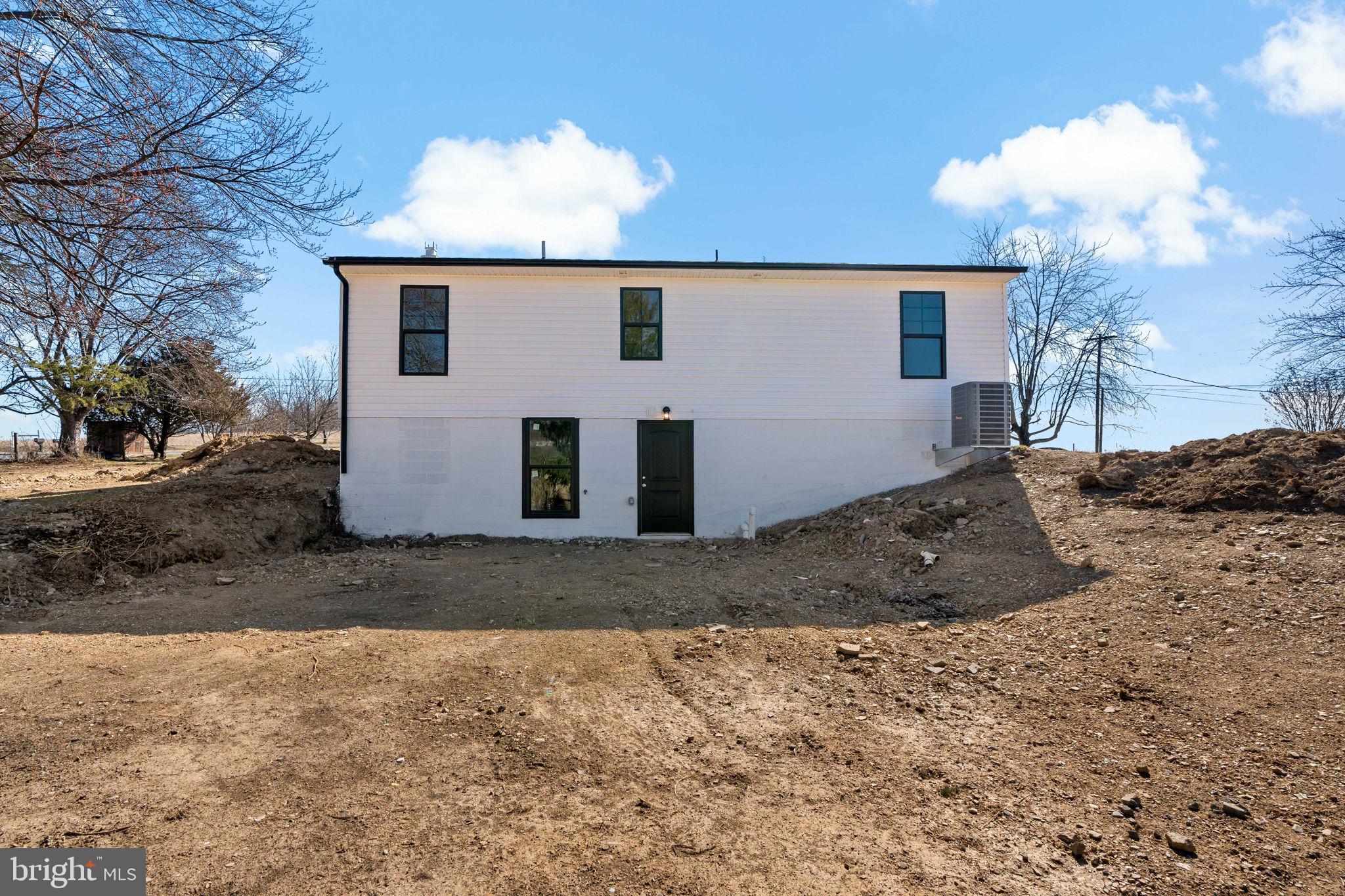 1523 Reunion Corner Road Gerrardstown, WV 25420 - Photo 7 of 37 Gallery Image 7