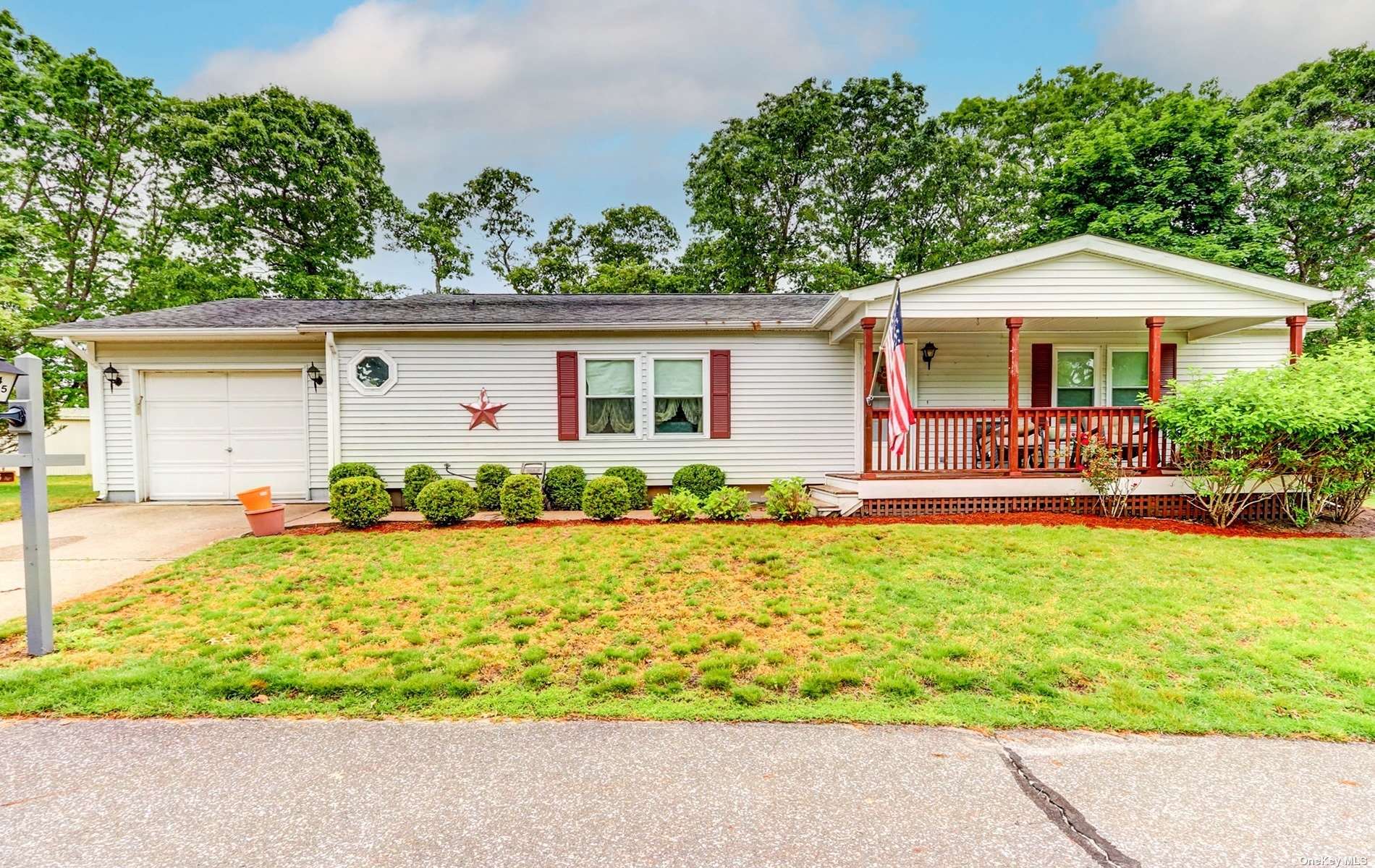 1407-45 Middle Road Calverton, NY 11933 - Photo 1 of 1 Gallery Image 1