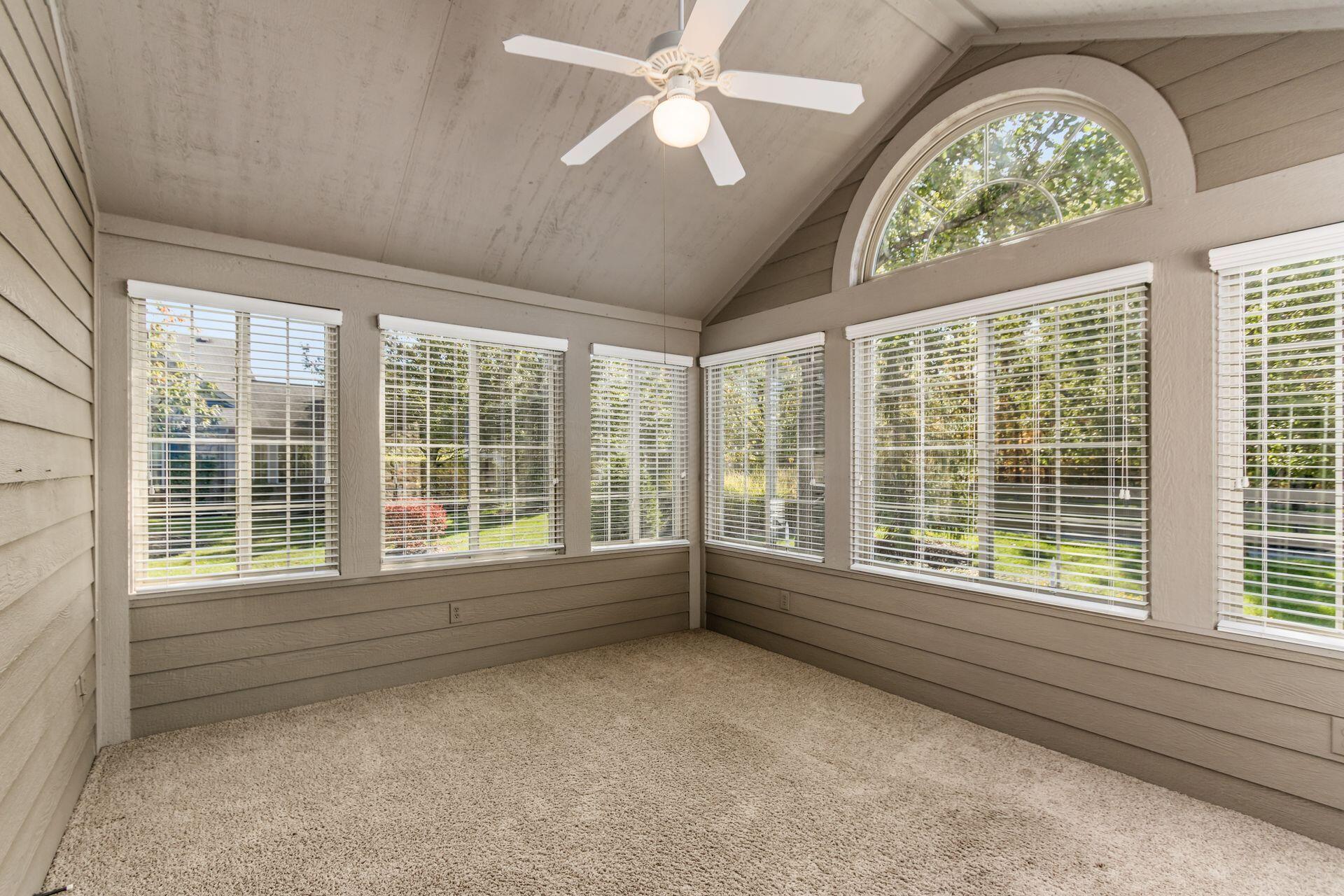 746 Kingsmead Road Westerville, OH 43082 - Photo 20 of 26 3-Season Room