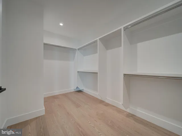 $2,000,000 | 11340 Park Drive, Fairfax, VA 22030