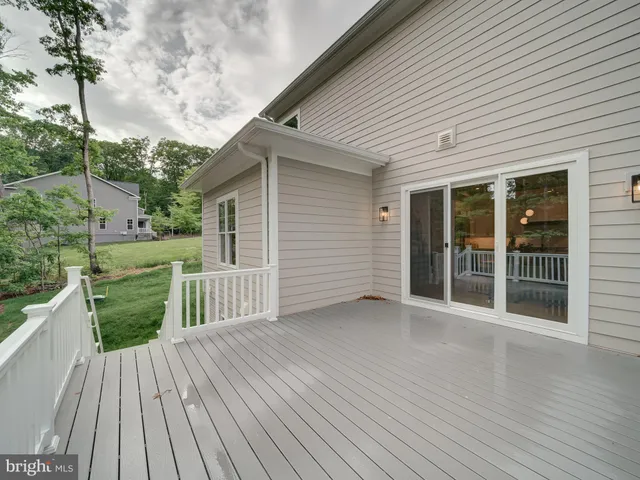 $2,000,000 | 11340 Park Drive, Fairfax, VA 22030