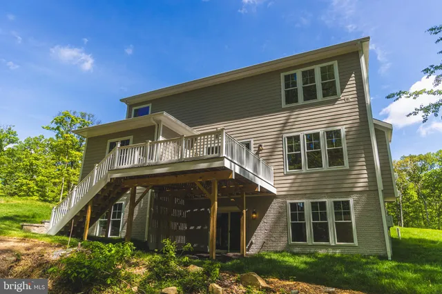 $2,000,000 | 11340 Park Drive, Fairfax, VA 22030