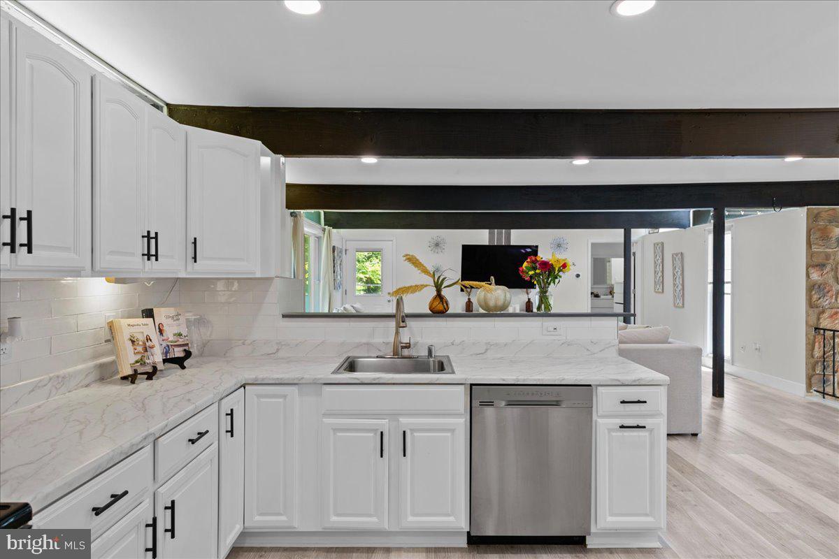7200 Ridgeway Drive Manassas, VA 20112 - Photo 17 of 33