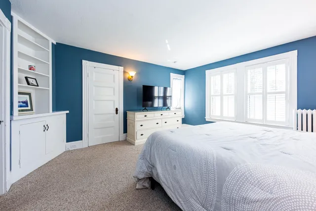 $985,000 | 11 Roberts Avenue, Bar Harbor, ME 04609