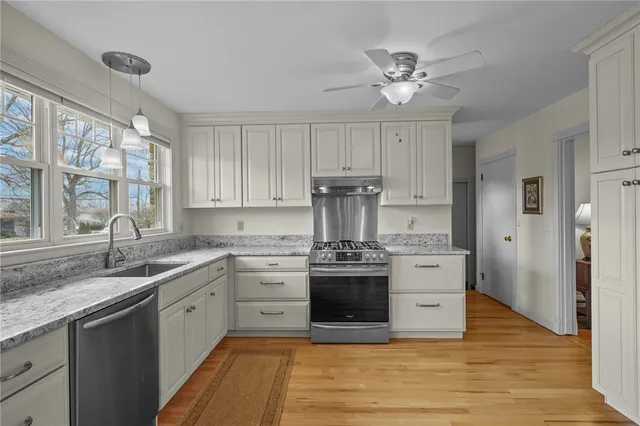 $649,000 | 85 Summit Drive, Cranston, RI 02920