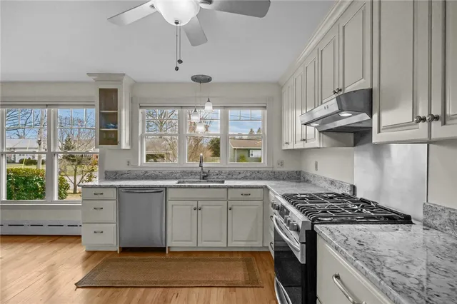 $649,000 | 85 Summit Drive, Cranston, RI 02920