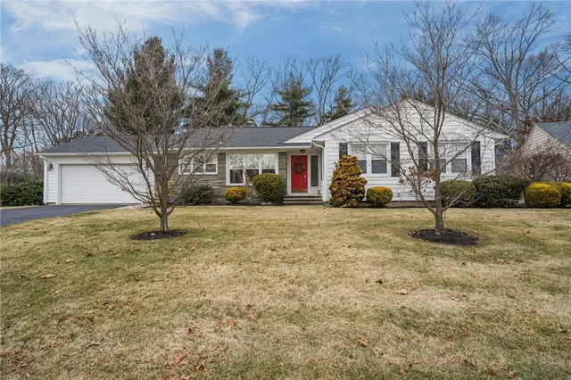 $649,000 | 85 Summit Drive, Cranston, RI 02920