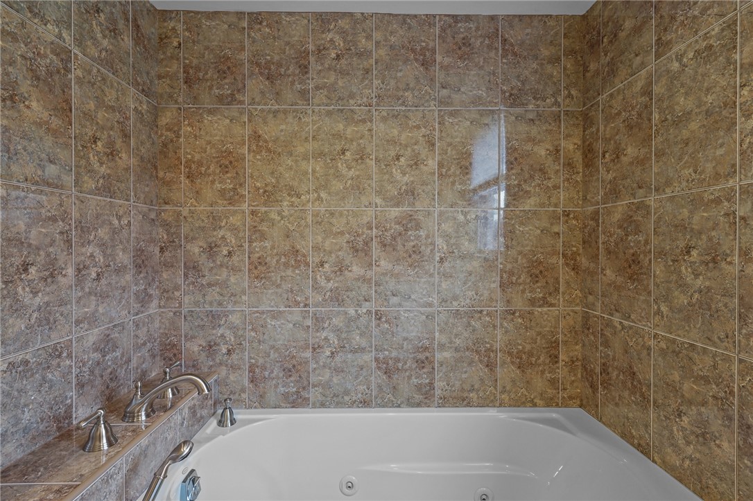 85 Summit Drive Cranston, RI 02920 - Photo 22 of 27