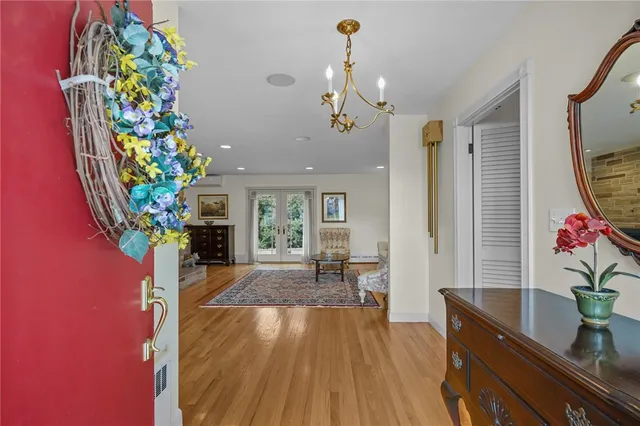 $649,000 | 85 Summit Drive, Cranston, RI 02920