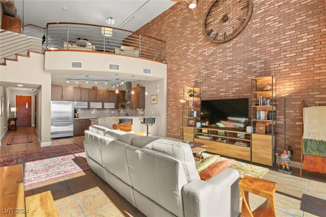 $799,000 | 11441 Allerton Park Drive, Unit 213, Las Vegas, NV 89135