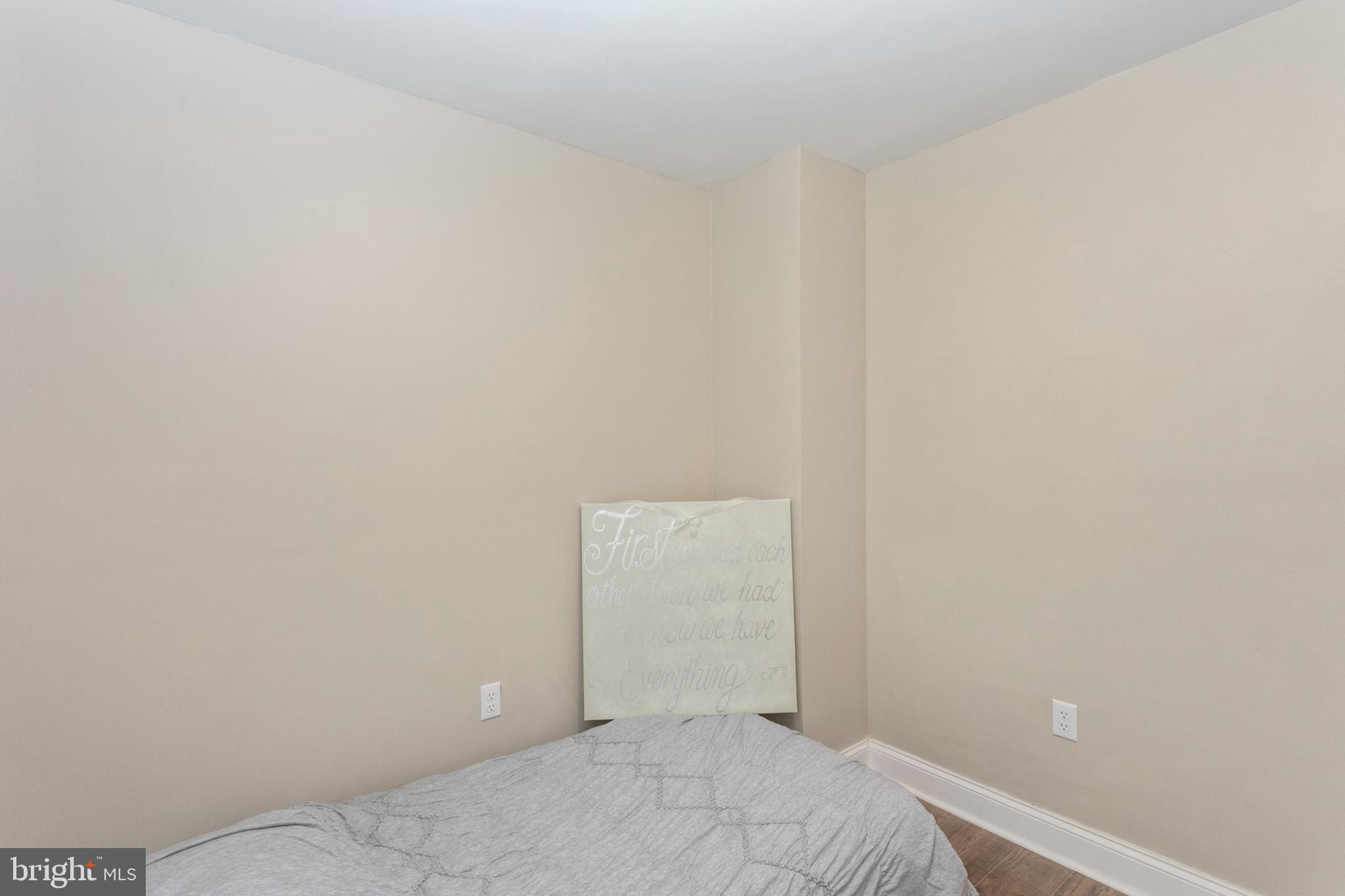 3988 Roland Avenue Baltimore, MD 21211 - Photo 21 of 31 a view of room