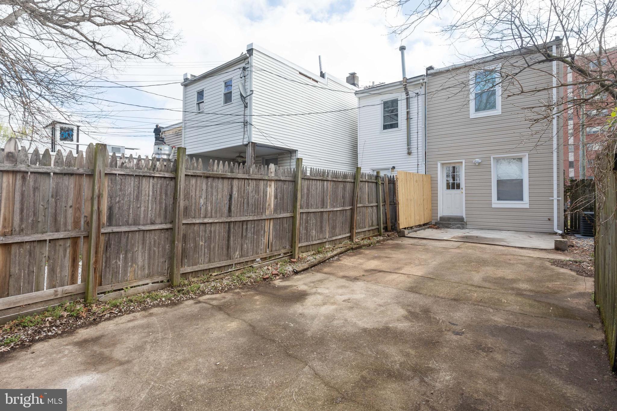 3988 Roland Avenue Baltimore, MD 21211 - Photo 31 of 31 a view of a backyard