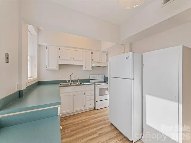 $295,000 | 622 South Haywood Street, Unit 107, Waynesville, NC 28786