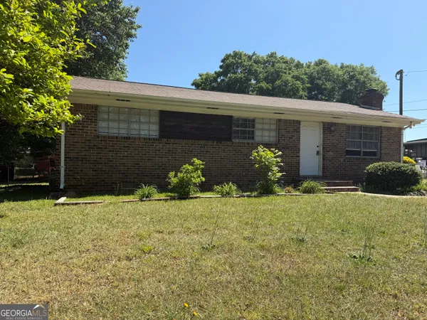 $180,000 | 453 Lee Byrd Road, Loganville, GA 30052
