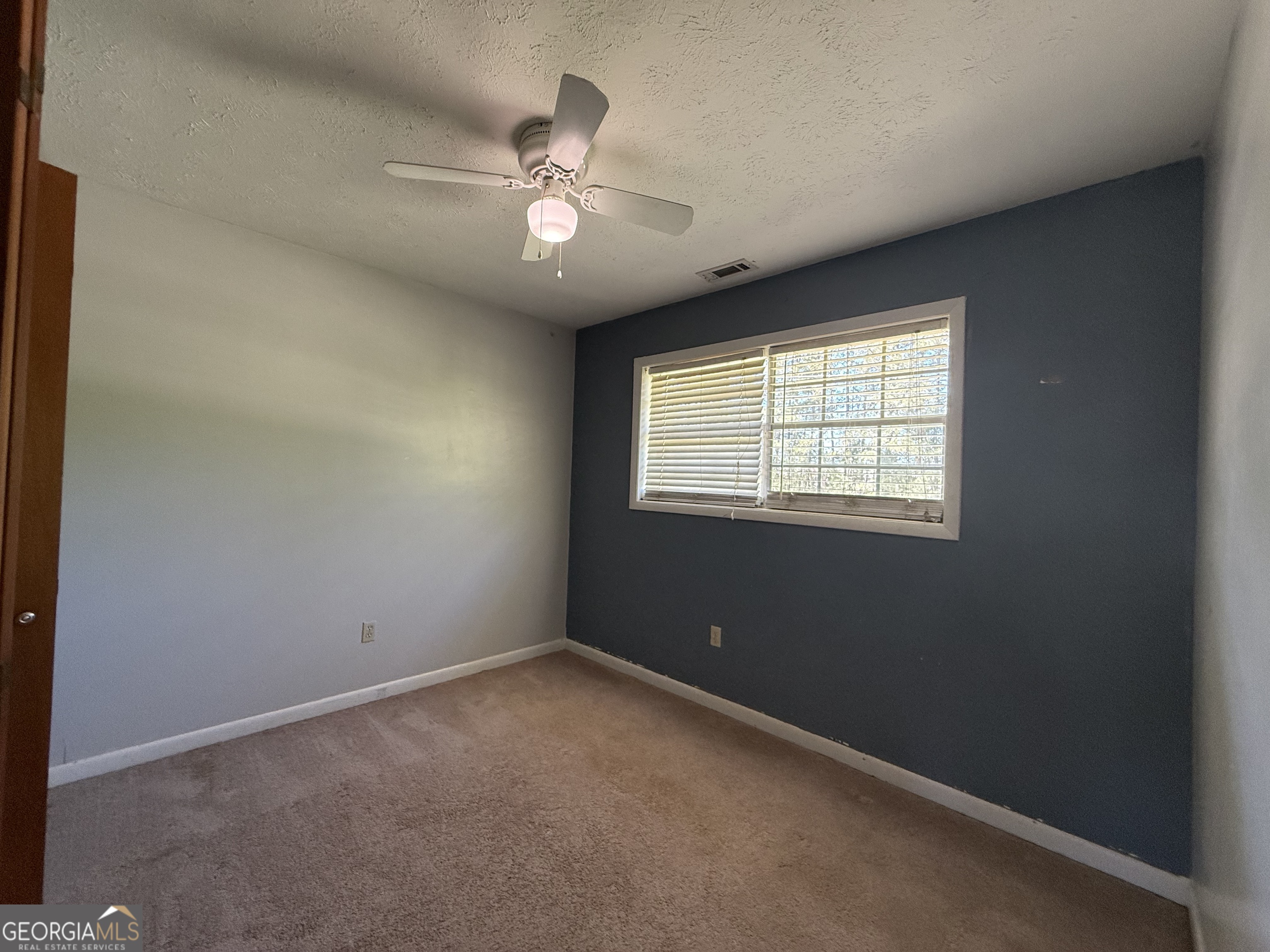 453 Lee Byrd Road Loganville, GA 30052 - Photo 6 of 11