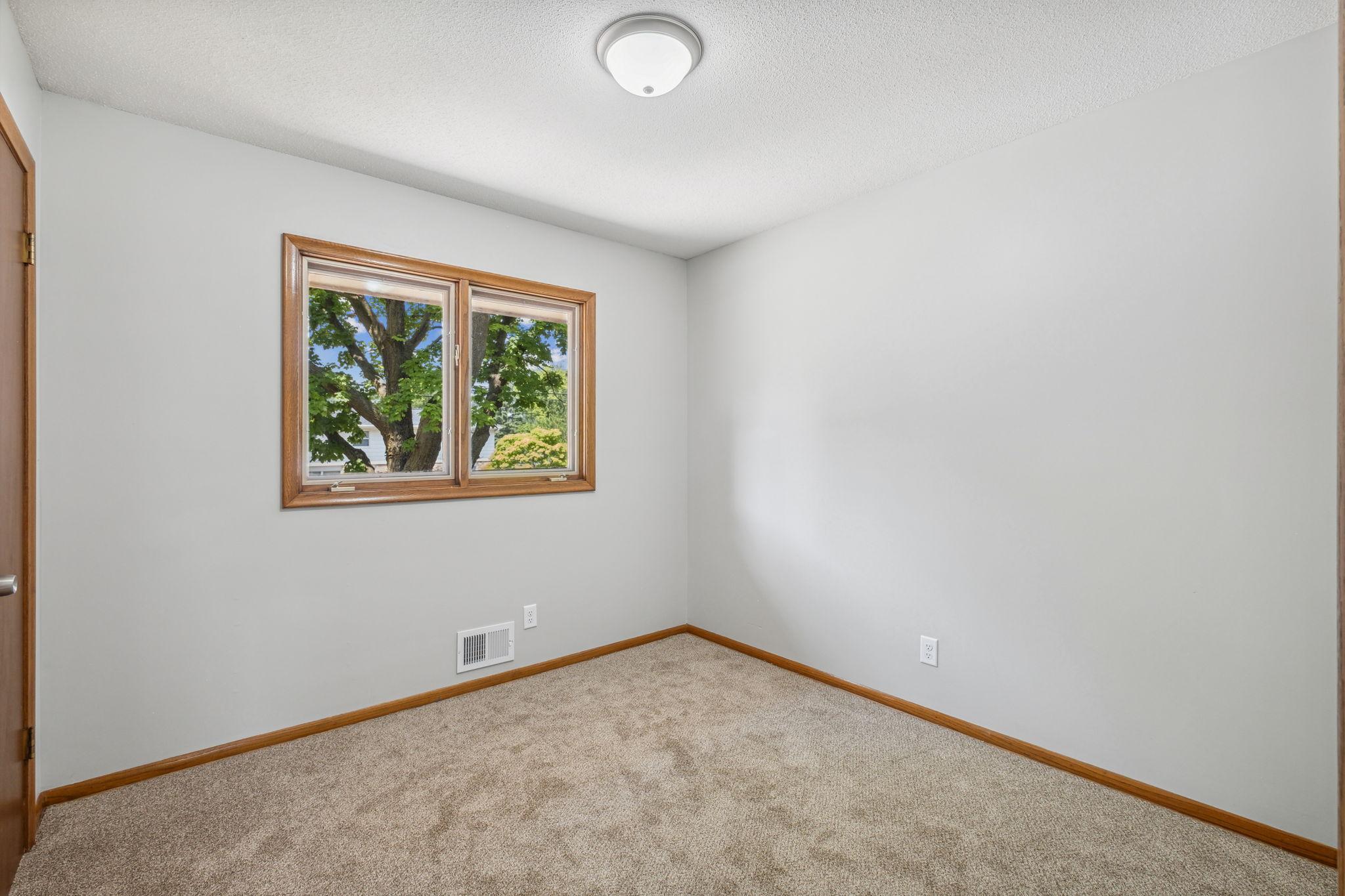 5717 Hansen Road Edina, MN 55436 - Photo 17 of 23