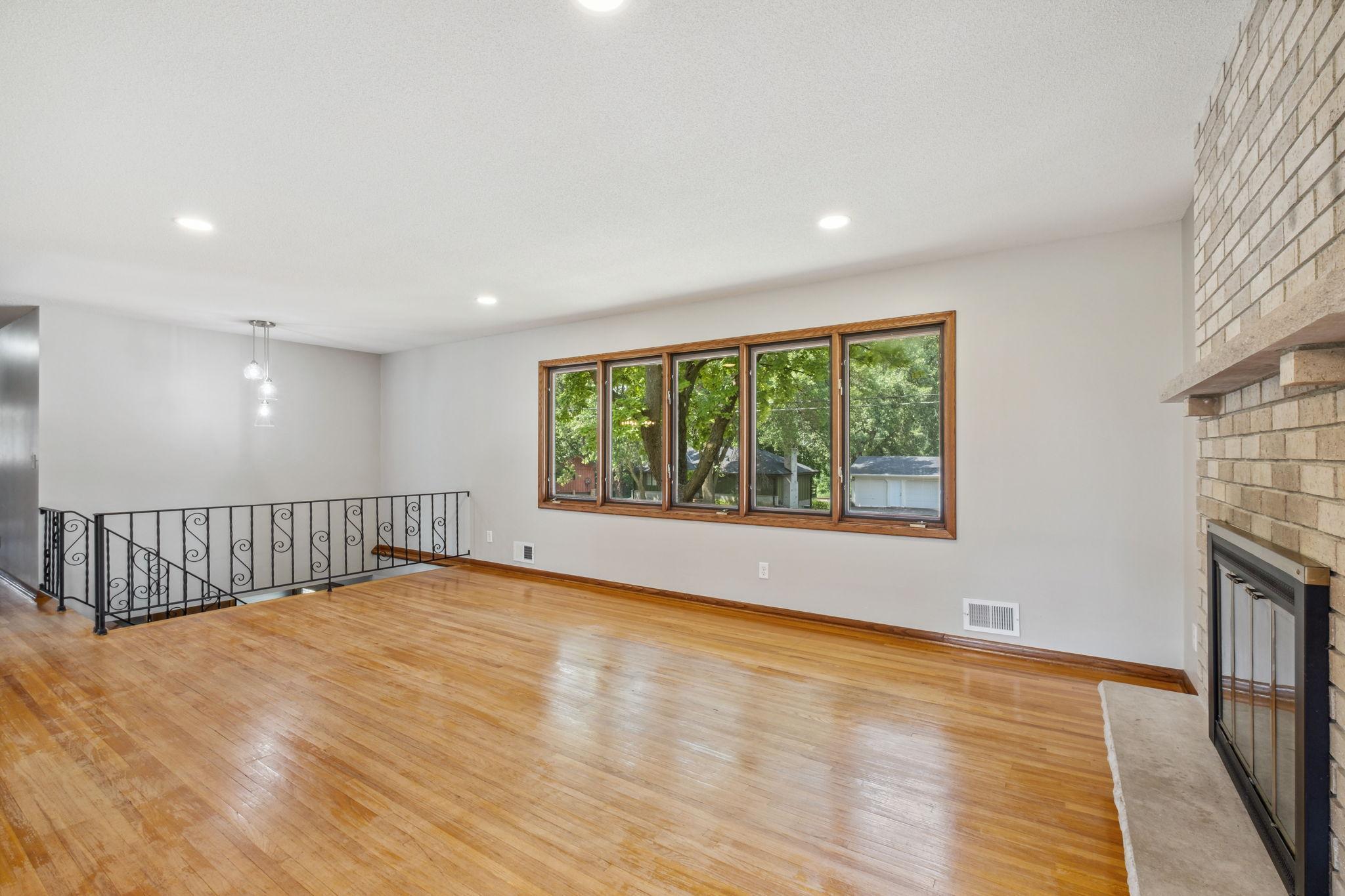 5717 Hansen Road Edina, MN 55436 - Photo 3 of 23
