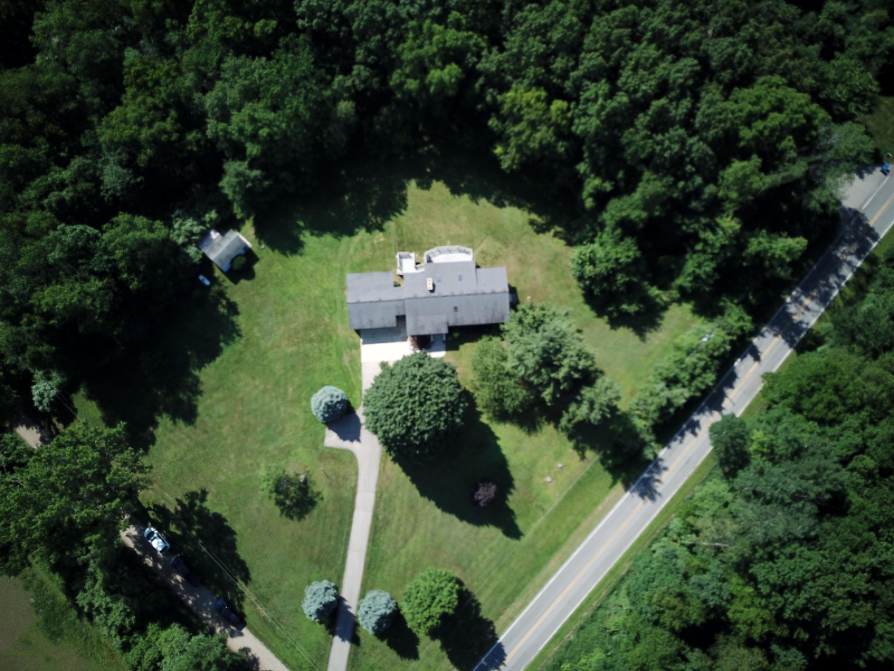 608 Whites Bridge Road Belding, MI 48809 - Photo 1 of 33 AB5DA75DCEAF4B4A1E6003CF30E34C84 (1)