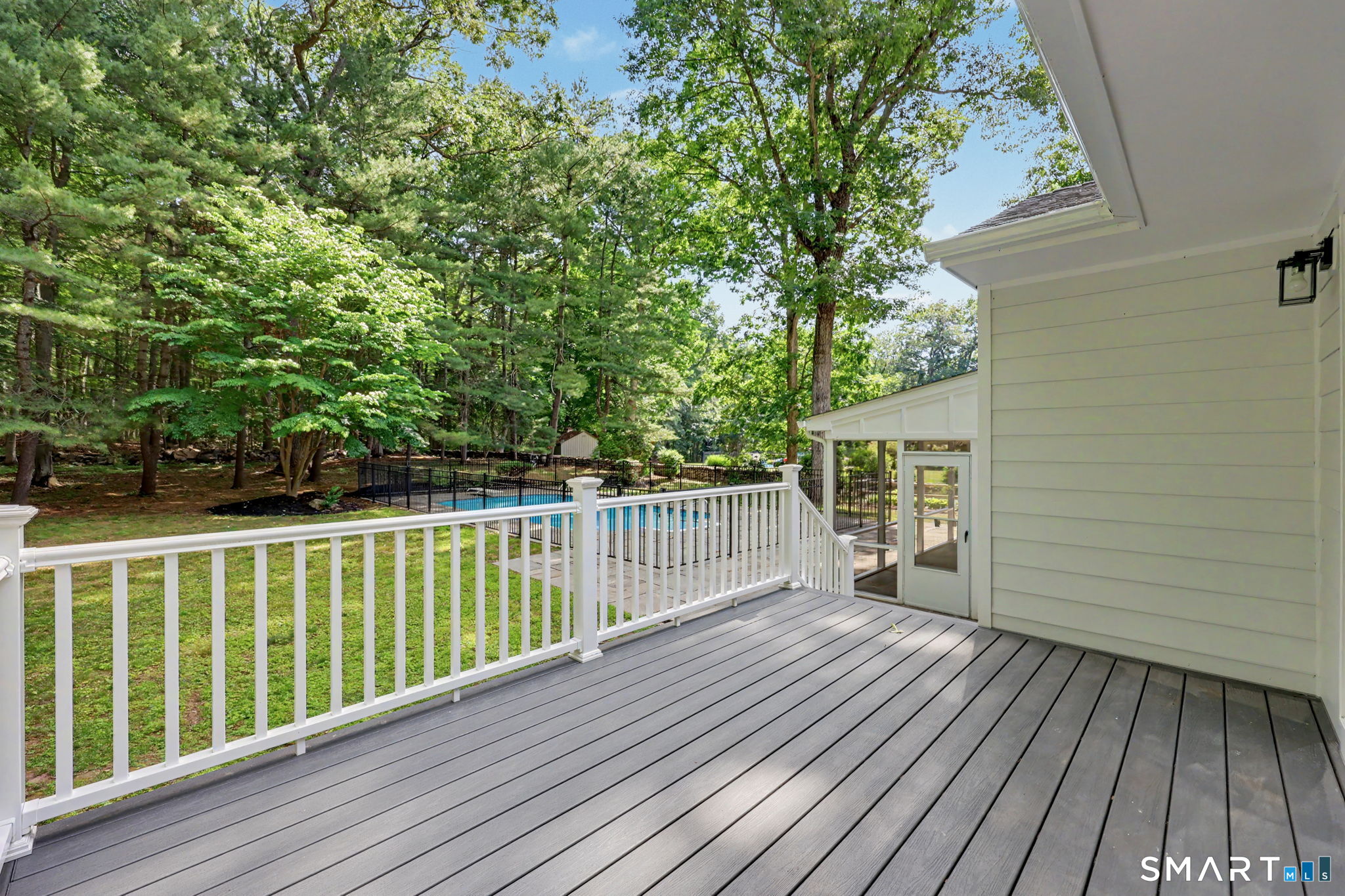 8 Live Oak Road Norwalk, CT 06851 - Photo 20 of 40