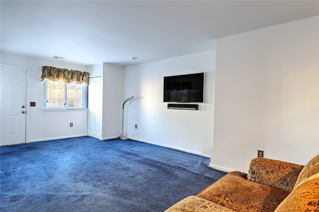 511 Child Street, Unit 102 Warren, RI 02885 - Photo 5 of 34