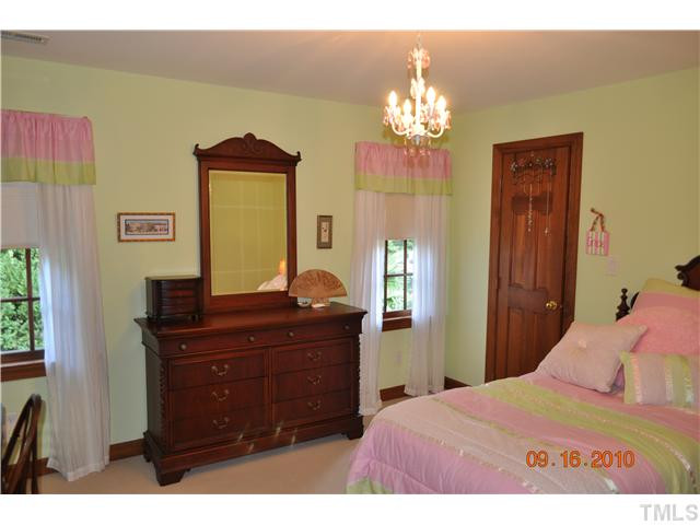 8700 Zinfandel Place Raleigh, NC 27615 - Photo 16 of 17 Photo 16