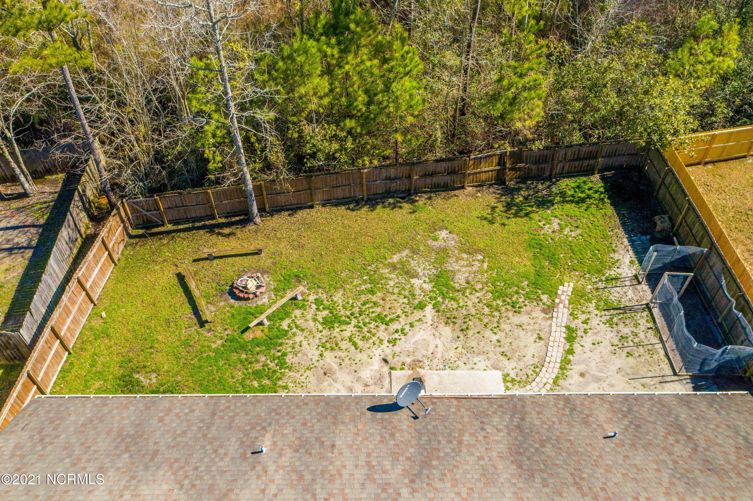 121 Boysenberry Fields Road Maple Hill, NC 28454 - Photo 17 of 44 121 Boysenberry Fields Road-17