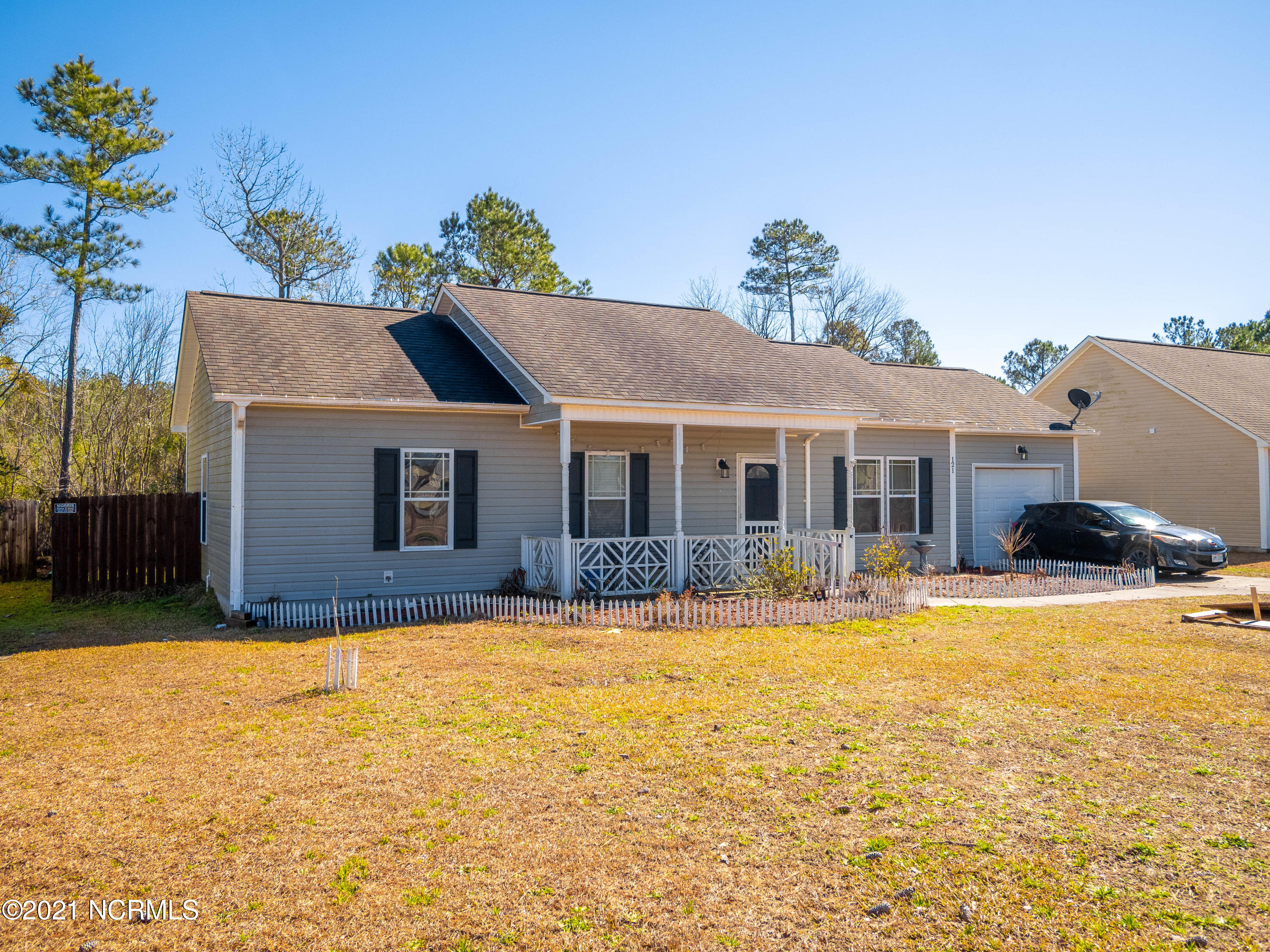121 Boysenberry Fields Road Maple Hill, NC 28454 - Photo 2 of 44 121 Boysenberry Fields Road-2