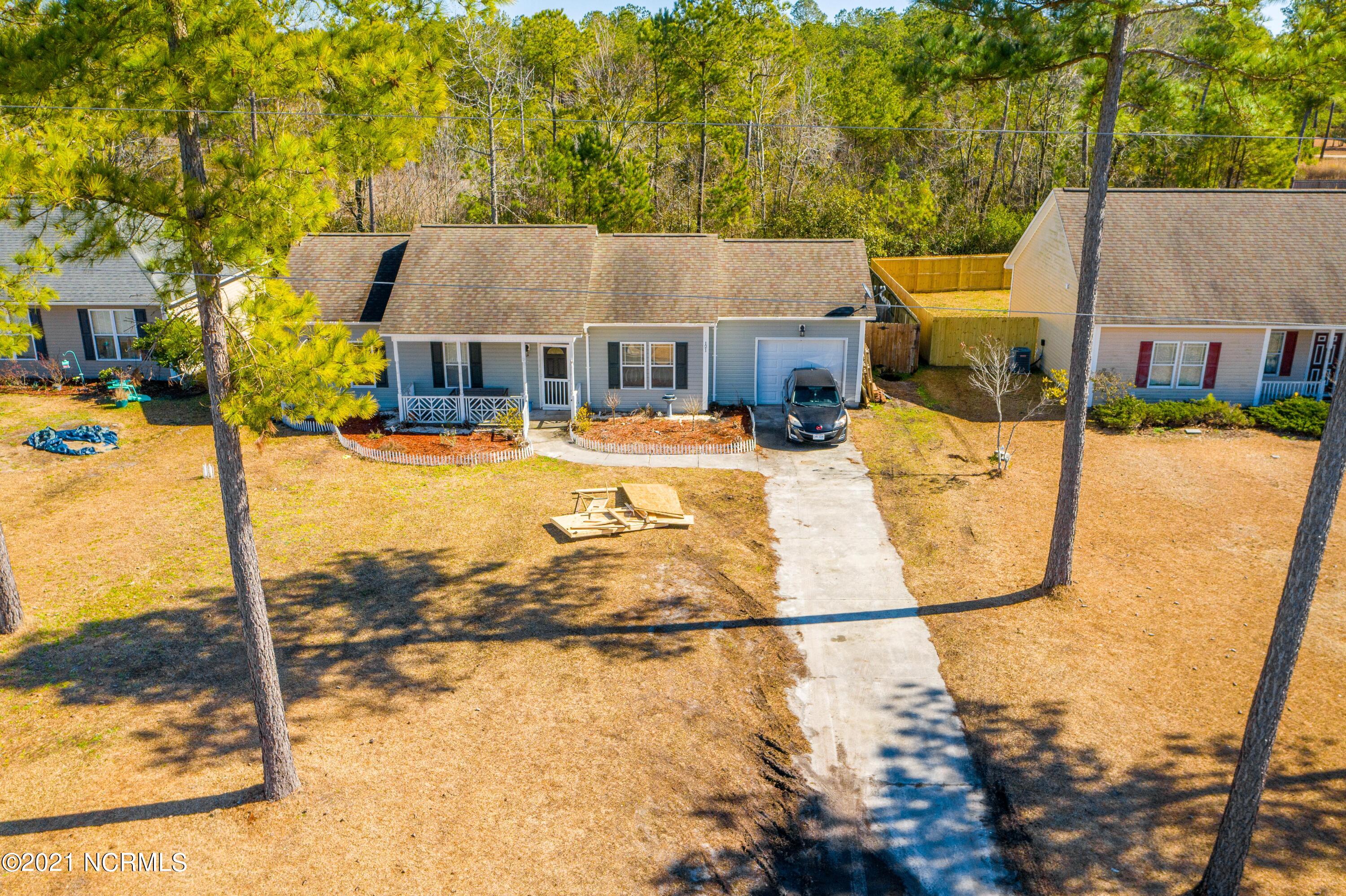 121 Boysenberry Fields Road Maple Hill, NC 28454 - Photo 22 of 44 121 Boysenberry Fields Road-22