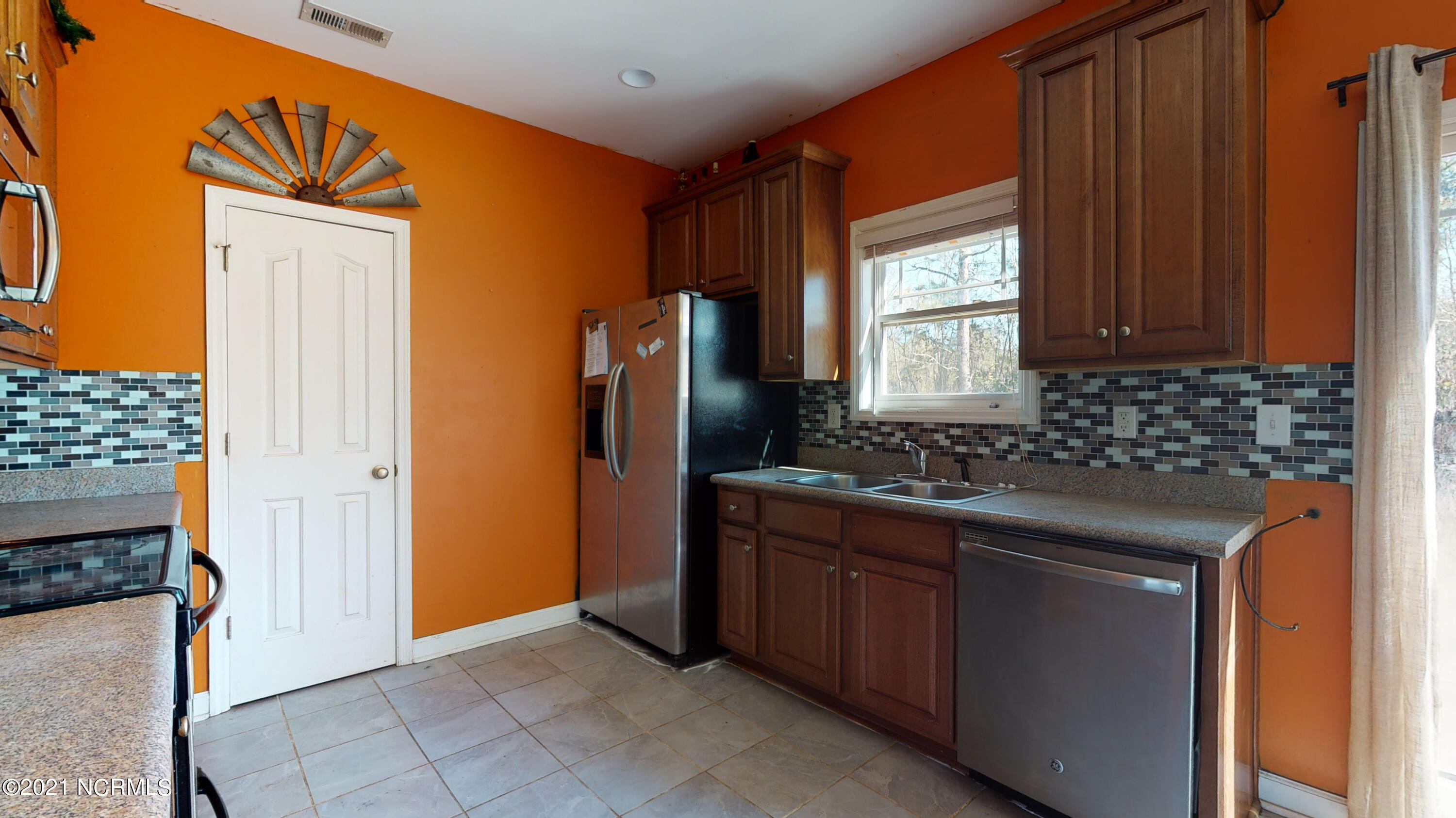 121 Boysenberry Fields Road Maple Hill, NC 28454 - Photo 26 of 44 121 Boysenberry Fields Road-26