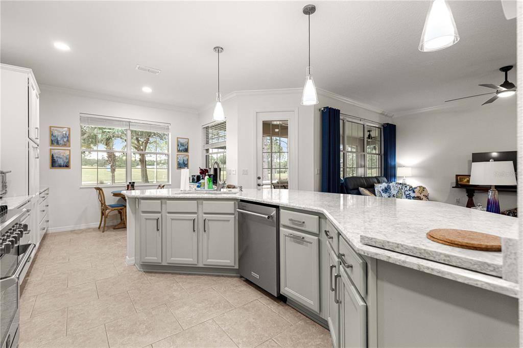 8773 Southwest 83rd Court Road Ocala, FL 34481 - Photo 12 of 60 Gallery Image 12