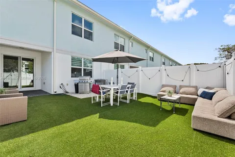 $575,000 | 1855 Spoonbill Court, Deerfield Beach, FL 33442