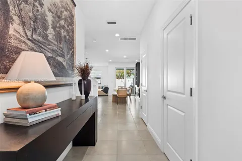 $575,000 | 1855 Spoonbill Court, Deerfield Beach, FL 33442