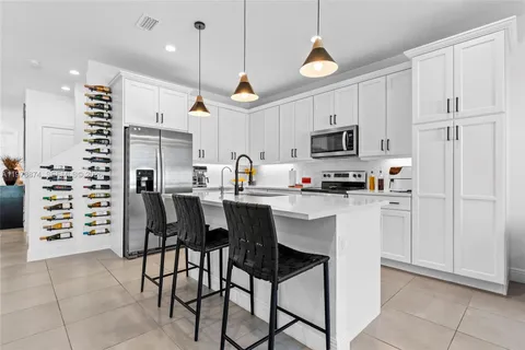 $575,000 | 1855 Spoonbill Court, Deerfield Beach, FL 33442