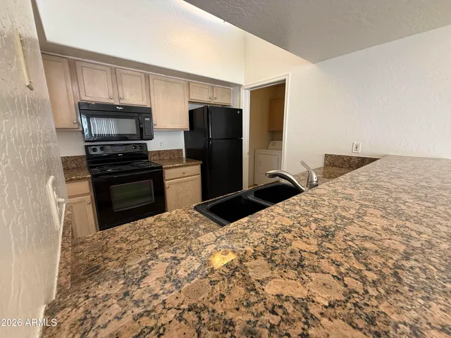 $1,650 | 2100 West Lemon Tree Place, Unit 51, Chandler, AZ 85224