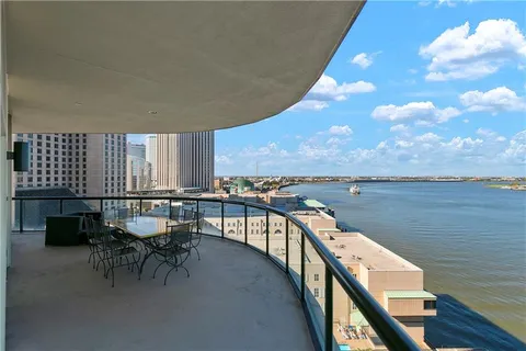 $2,475,000 | 600 Port Of New Orleans Place, Unit 6F, New Orleans, LA 70130