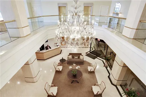 $2,475,000 | 600 Port Of New Orleans Place, Unit 6F, New Orleans, LA 70130