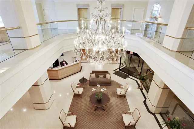 $2,475,000 | 600 Port Of New Orleans Place, Unit 6F, New Orleans, LA 70130