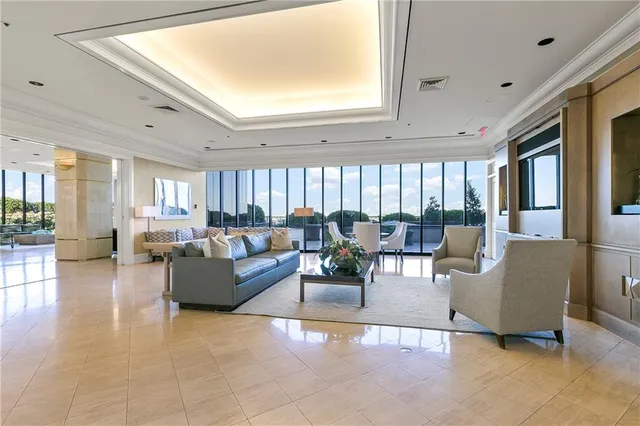 $2,475,000 | 600 Port Of New Orleans Place, Unit 6F, New Orleans, LA 70130