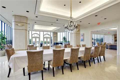 $2,475,000 | 600 Port Of New Orleans Place, Unit 6F, New Orleans, LA 70130