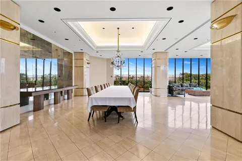 $2,475,000 | 600 Port Of New Orleans Place, Unit 6F, New Orleans, LA 70130