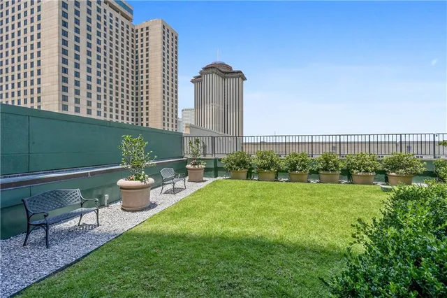 $2,475,000 | 600 Port Of New Orleans Place, Unit 6F, New Orleans, LA 70130