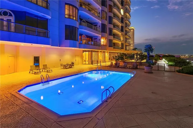 $2,475,000 | 600 Port Of New Orleans Place, Unit 6F, New Orleans, LA 70130