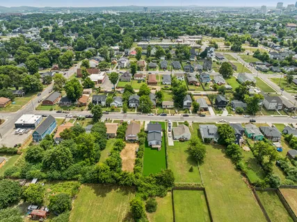 $590,000 | 1613 23rd Avenue North, Nashville, TN 37208