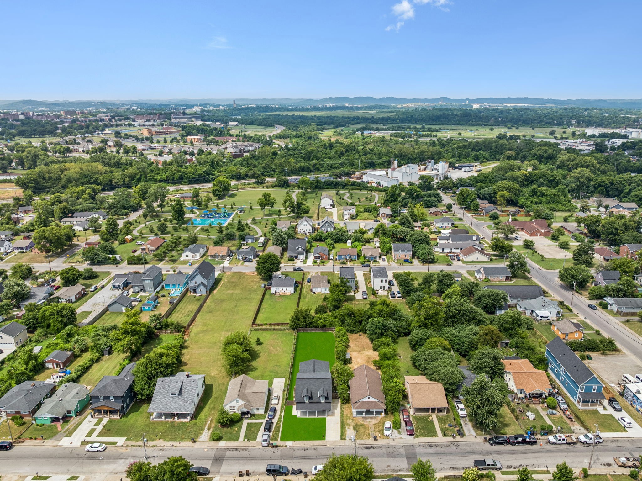 1613 23rd Avenue North Nashville, TN 37208 - Photo 56 of 58 an aerial view of residential houses with outdoor space and street view