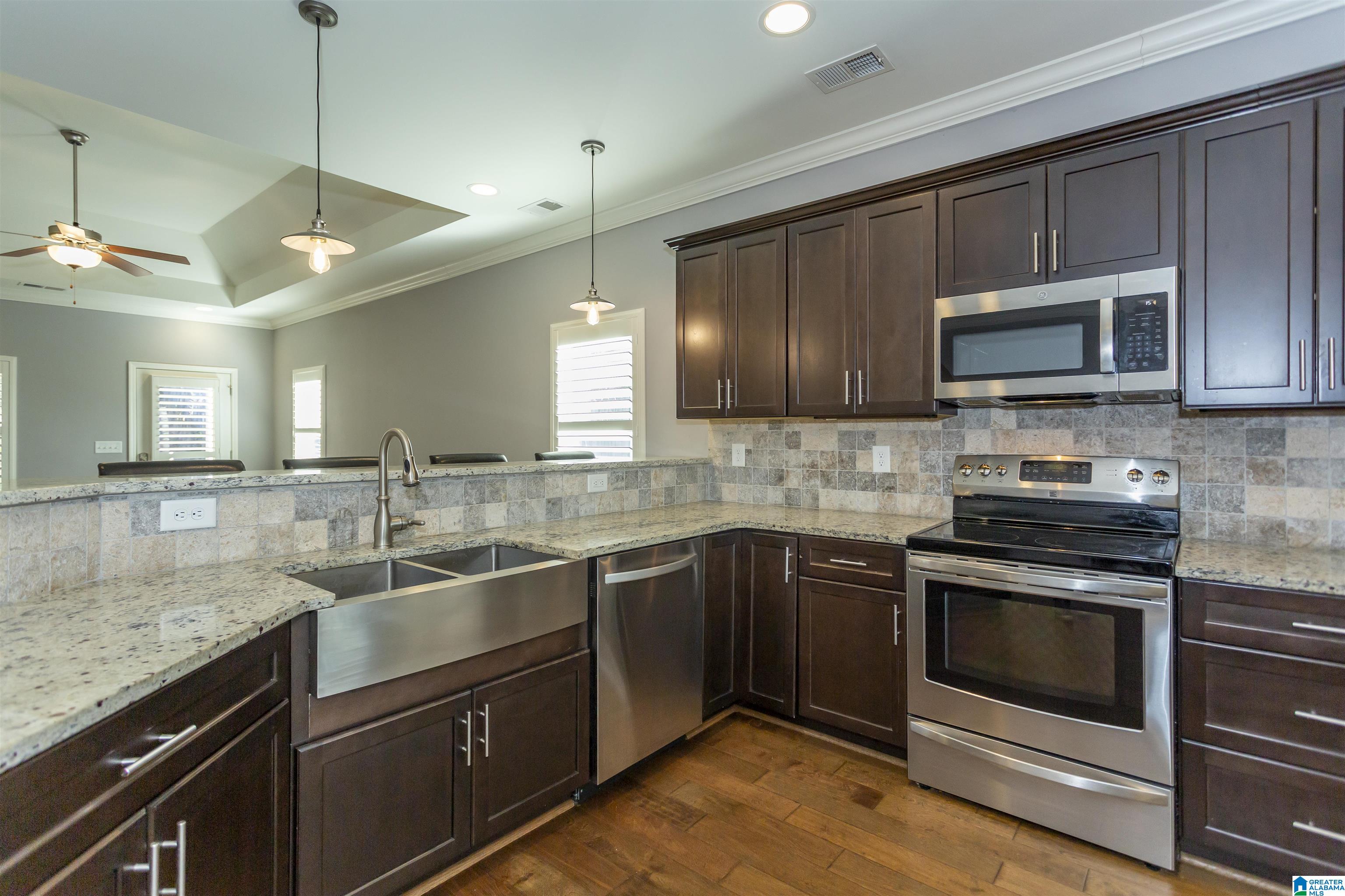 110 Sunset Lane Jemison, AL 35085 - Photo 17 of 45