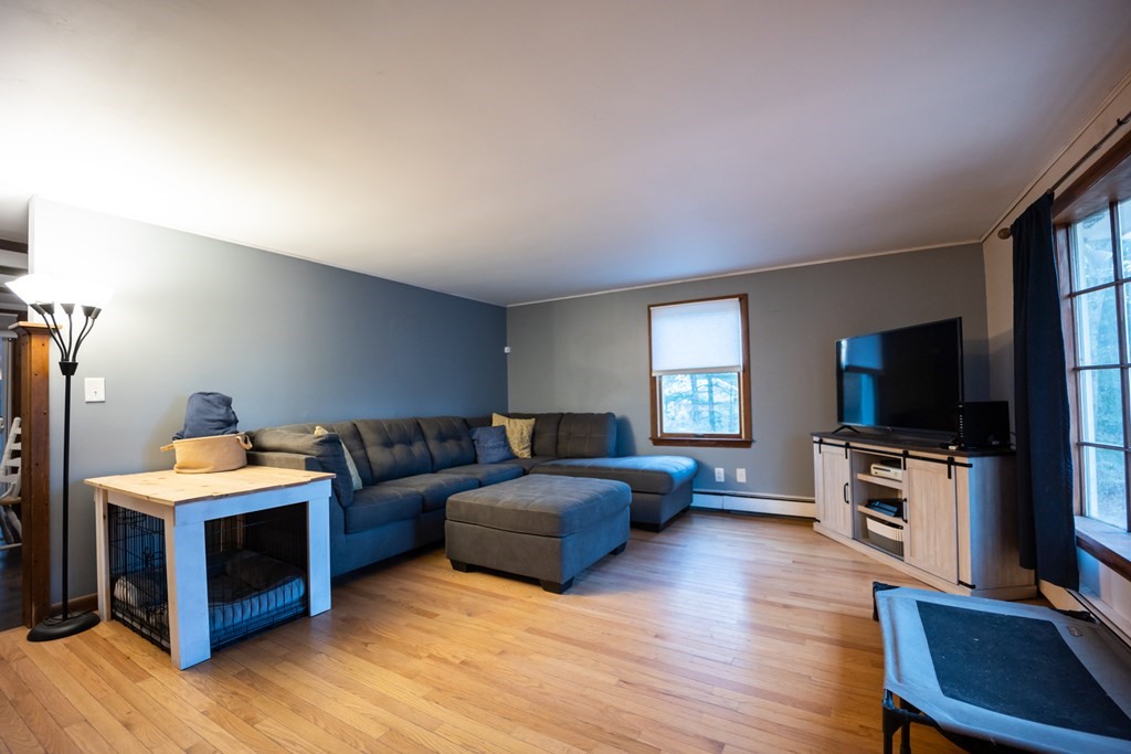 2 Rhodes Street Plainville, MA 02762 - Photo 3 of 20 Gallery Image 3