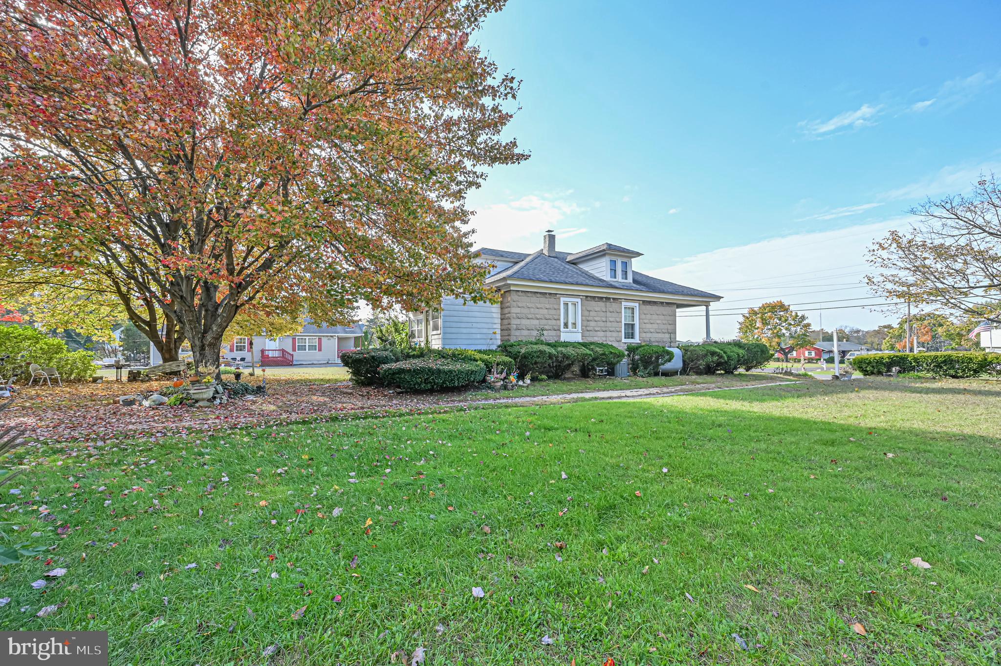 11 Rockville Road Bridgeton, NJ 08302 - Photo 15 of 29 Left side Yard
