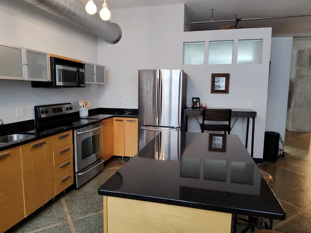 $153,900 | 350 St Peter Street, Unit 407, St. Paul, MN 55102