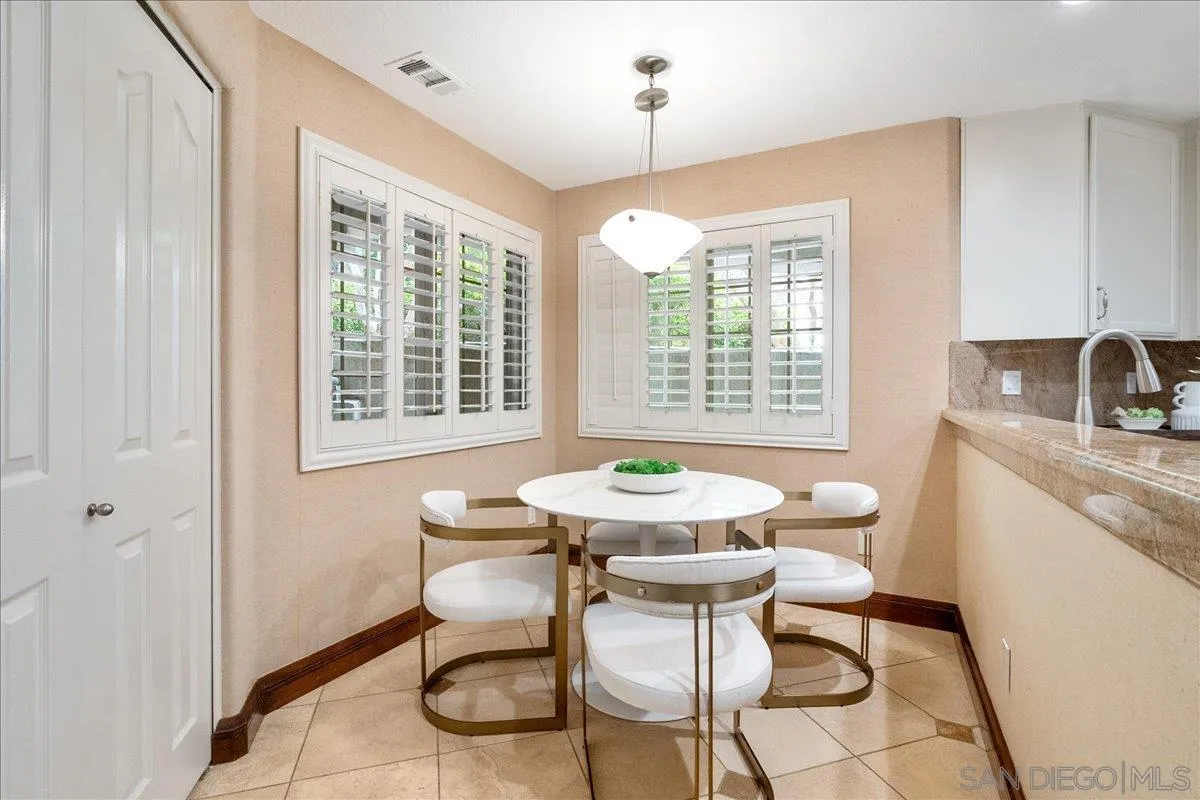 2888 Torrey Pines Road La Jolla, CA 92037 - Photo 12 of 35 Gallery Image 12