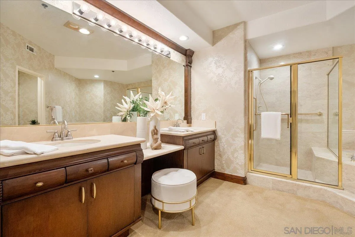 2888 Torrey Pines Road La Jolla, CA 92037 - Photo 16 of 35 Gallery Image 16